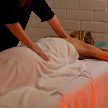 ホテル ブランメル 4*