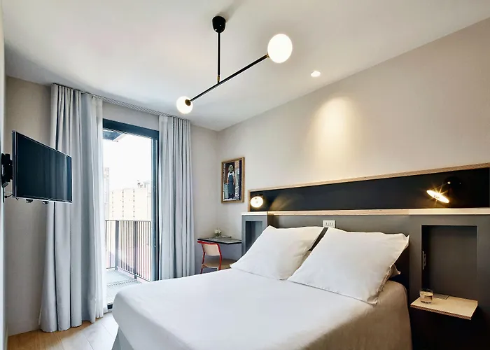 브루멜 4* 바르셀로나